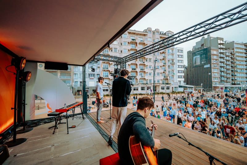 Guitar Joe live met Evert op Radio 2 Aan Zee